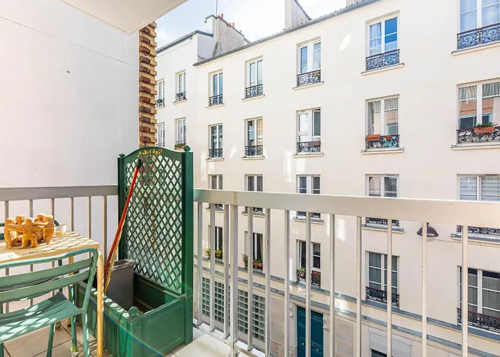 Guestready - Abundant Light And Charm In Charonne * Париж
